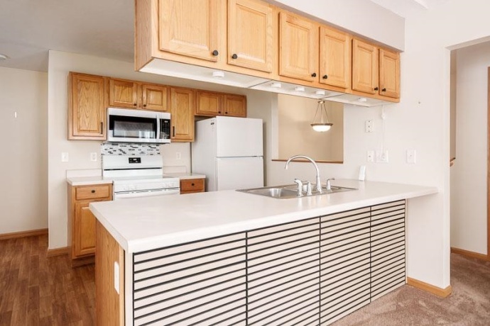 2530 Edgewood, BELOIT, Wisconsin 53511, 2 Bedrooms Bedrooms, ,1 BathroomBathrooms,Condominium,For Sale,Edgewood,202601607