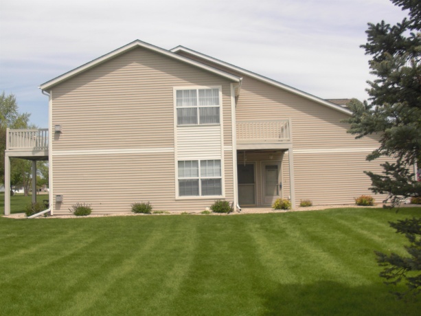 2530 Edgewood, BELOIT, Wisconsin 53511, 2 Bedrooms Bedrooms, ,1 BathroomBathrooms,Condominium,For Sale,Edgewood,202601607