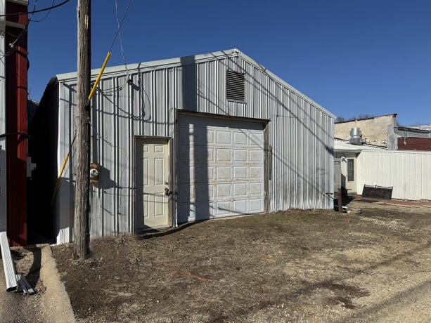 21 Market, SHANNON, Illinois 61078, ,Commercial,For Sale,Market,202601609