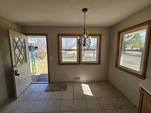 3612 Beach, ROCKFORD, Illinois 61108, 3 Bedrooms Bedrooms, ,2 BathroomsBathrooms,House,For Sale,Beach,202601611