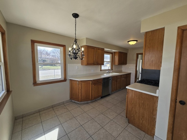 3612 Beach, ROCKFORD, Illinois 61108, 3 Bedrooms Bedrooms, ,2 BathroomsBathrooms,House,For Sale,Beach,202601611