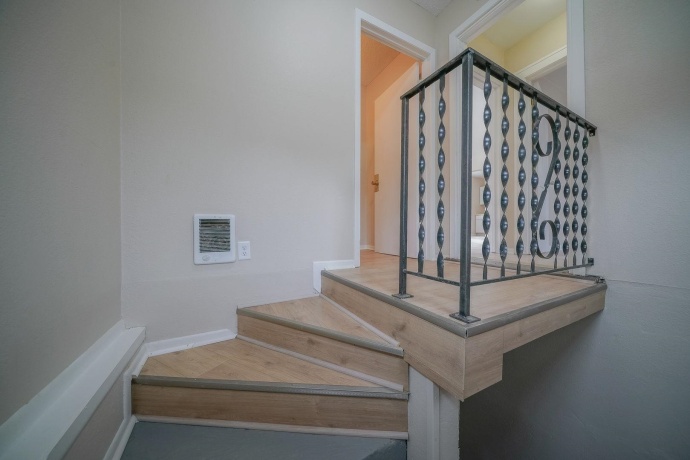 1428 North, ROCKFORD, Illinois 61103, 3 Bedrooms Bedrooms, ,2 BathroomsBathrooms,House,For Sale,North,202600885