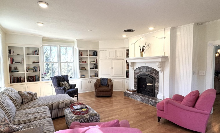 4989 Ford, SCALES MOUND, Illinois 61075, 5 Bedrooms Bedrooms, ,2 BathroomsBathrooms,House,For Sale,Ford,202601198