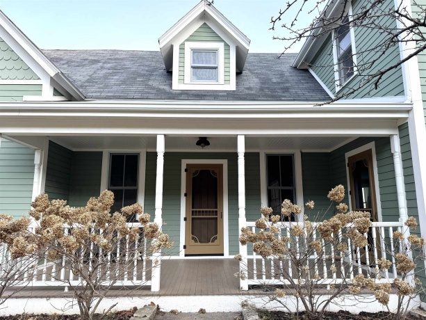 4989 Ford, SCALES MOUND, Illinois 61075, 5 Bedrooms Bedrooms, ,2 BathroomsBathrooms,House,For Sale,Ford,202601198