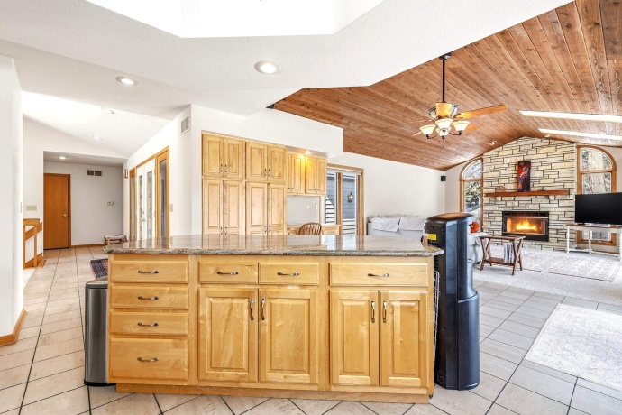 18 Colony, GALENA, Illinois 61036, 4 Bedrooms Bedrooms, ,3 BathroomsBathrooms,House,For Sale,Colony,202601615