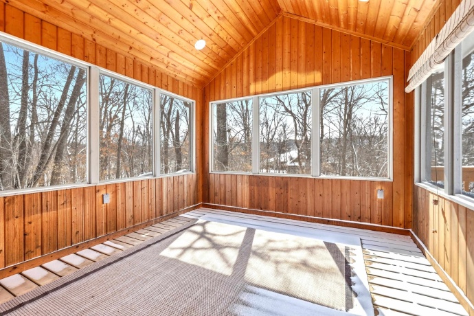 18 Colony, GALENA, Illinois 61036, 4 Bedrooms Bedrooms, ,3 BathroomsBathrooms,House,For Sale,Colony,202601615