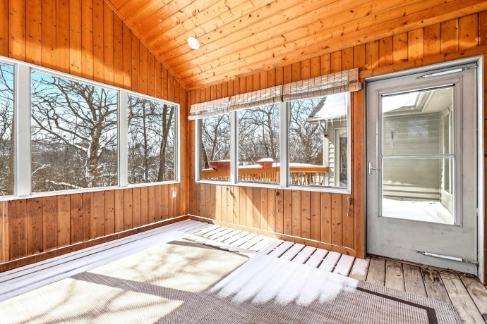 18 Colony, GALENA, Illinois 61036, 4 Bedrooms Bedrooms, ,3 BathroomsBathrooms,House,For Sale,Colony,202601615