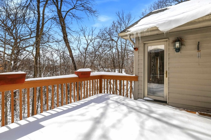 18 Colony, GALENA, Illinois 61036, 4 Bedrooms Bedrooms, ,3 BathroomsBathrooms,House,For Sale,Colony,202601615