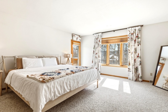 18 Colony, GALENA, Illinois 61036, 4 Bedrooms Bedrooms, ,3 BathroomsBathrooms,House,For Sale,Colony,202601615