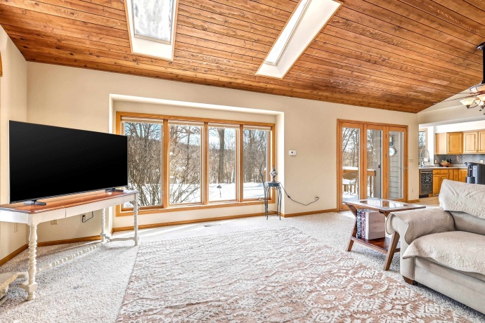 18 Colony, GALENA, Illinois 61036, 4 Bedrooms Bedrooms, ,3 BathroomsBathrooms,House,For Sale,Colony,202601615