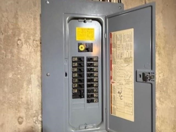 4098 Biltmore Chase, ROCKFORD, Illinois 61109, 4 Bedrooms Bedrooms, ,1 BathroomBathrooms,House,For Sale,Biltmore Chase,202601616