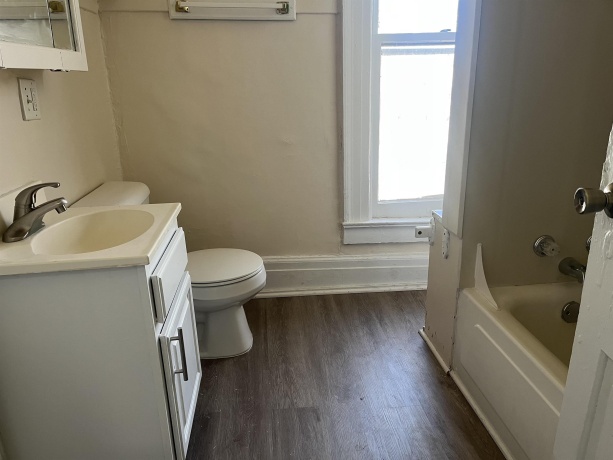 404-406 Prospect, FREEPORT, Illinois 61032, ,2 Units,For Sale,Prospect,202601617