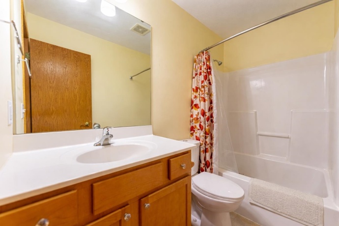 2155 Derby, BELVIDERE, Illinois 61008, 3 Bedrooms Bedrooms, ,2 BathroomsBathrooms,Condominium,For Sale,Derby,202601620