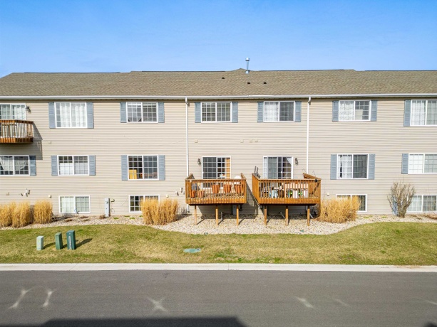 2155 Derby, BELVIDERE, Illinois 61008, 3 Bedrooms Bedrooms, ,2 BathroomsBathrooms,Condominium,For Sale,Derby,202601620