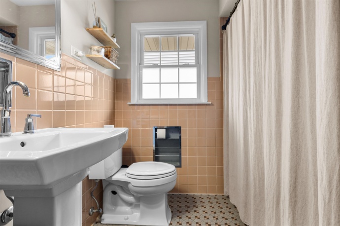 3904 BRENDENWOOD, ROCKFORD, Illinois 61107, 3 Bedrooms Bedrooms, ,2 BathroomsBathrooms,House,For Sale,BRENDENWOOD,202601622