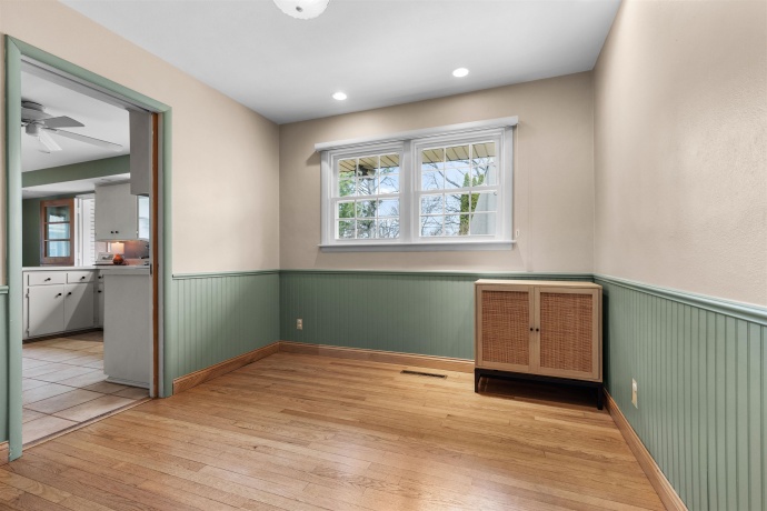 3904 BRENDENWOOD, ROCKFORD, Illinois 61107, 3 Bedrooms Bedrooms, ,2 BathroomsBathrooms,House,For Sale,BRENDENWOOD,202601622