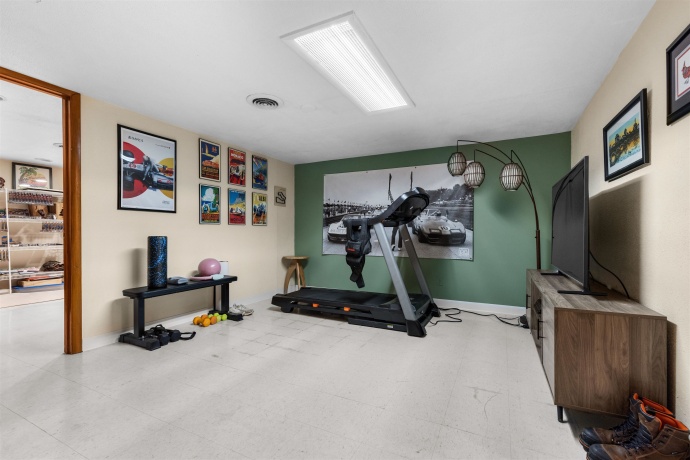 3904 BRENDENWOOD, ROCKFORD, Illinois 61107, 3 Bedrooms Bedrooms, ,2 BathroomsBathrooms,House,For Sale,BRENDENWOOD,202601622