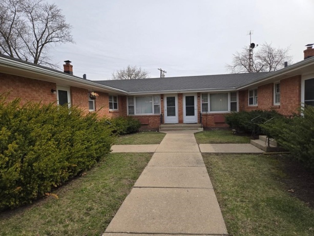 551 Donna, ROCKFORD, Illinois 61107, ,3 - 4 Units,For Sale,Donna,202601623