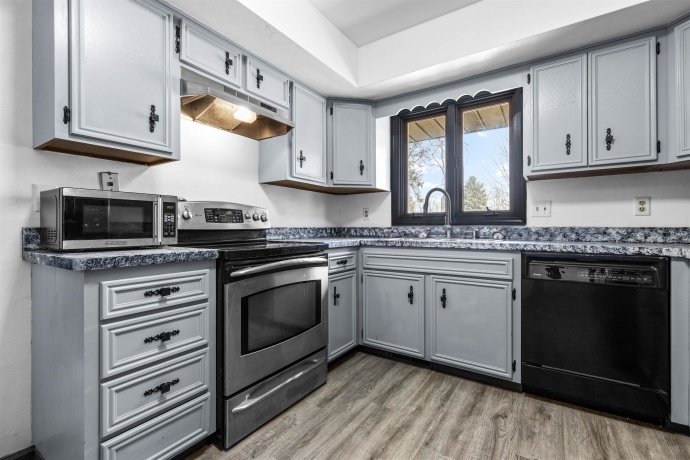 7010 PRAIRIE HILL, SOUTH BELOIT, Illinois 61080, 4 Bedrooms Bedrooms, ,2 BathroomsBathrooms,House,For Sale,PRAIRIE HILL,202601629