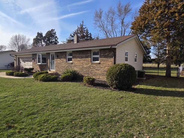 1534 Roosevelt, MACHESNEY PARK, Illinois 61115, 3 Bedrooms Bedrooms, ,2 BathroomsBathrooms,House,For Sale,Roosevelt,202601630