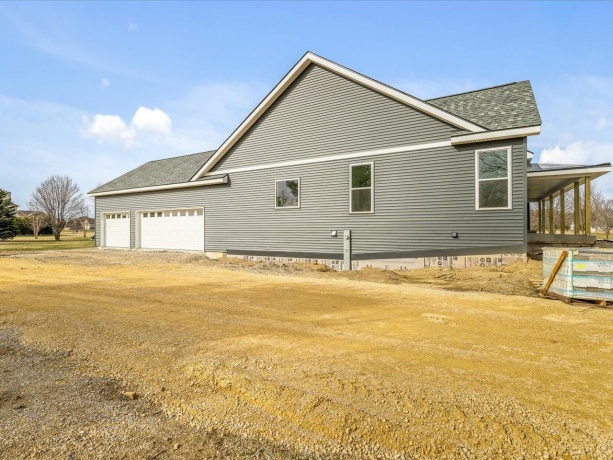 13150 Newbury, CALEDONIA, Illinois 61011, 4 Bedrooms Bedrooms, ,3 BathroomsBathrooms,House,For Sale,Newbury,202601631