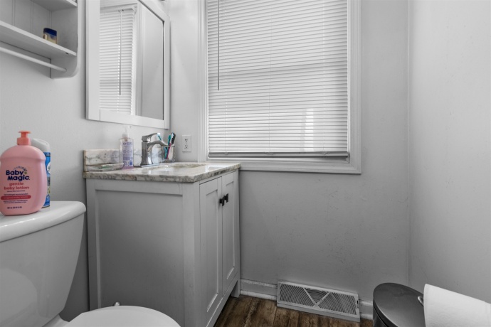 3009 Pleasant View, ROCKFORD, Illinois 61108, 2 Bedrooms Bedrooms, ,2 BathroomsBathrooms,House,For Sale,Pleasant View,202601633