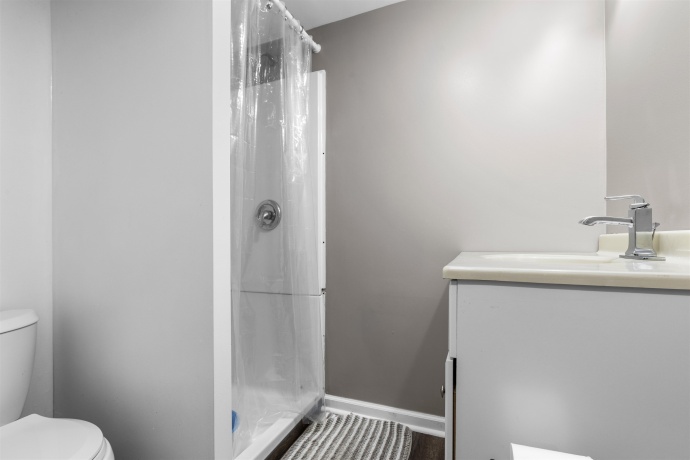 3009 Pleasant View, ROCKFORD, Illinois 61108, 2 Bedrooms Bedrooms, ,2 BathroomsBathrooms,House,For Sale,Pleasant View,202601633