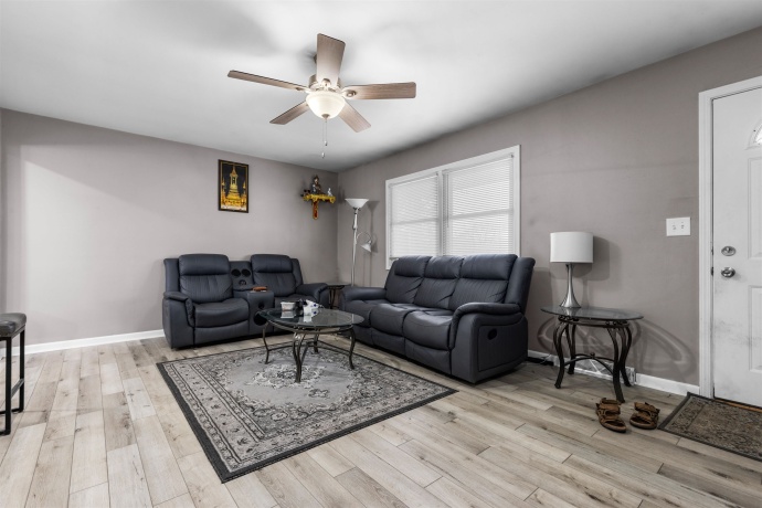 3009 Pleasant View, ROCKFORD, Illinois 61108, 2 Bedrooms Bedrooms, ,2 BathroomsBathrooms,House,For Sale,Pleasant View,202601633