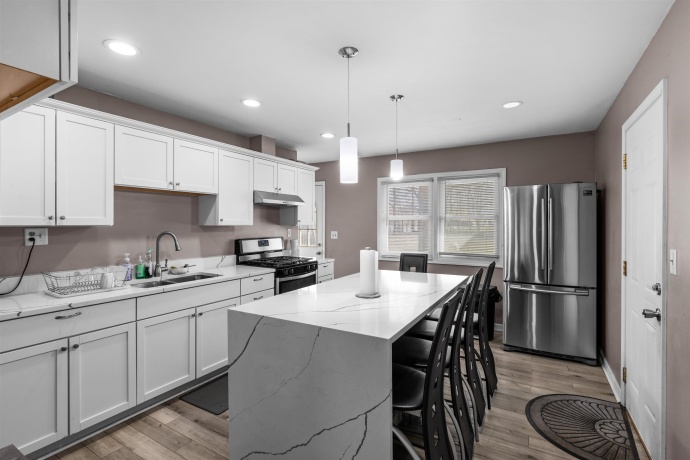 3009 Pleasant View, ROCKFORD, Illinois 61108, 2 Bedrooms Bedrooms, ,2 BathroomsBathrooms,House,For Sale,Pleasant View,202601633