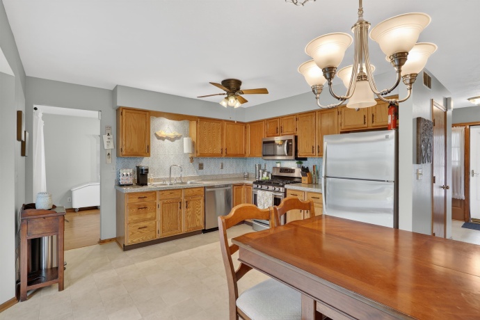 4015 Kindlewood, CHERRY VALLEY, Illinois 61016, 4 Bedrooms Bedrooms, ,2 BathroomsBathrooms,House,For Sale,Kindlewood,202601449