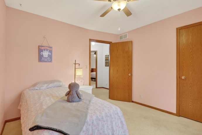 4015 Kindlewood, CHERRY VALLEY, Illinois 61016, 4 Bedrooms Bedrooms, ,2 BathroomsBathrooms,House,For Sale,Kindlewood,202601449