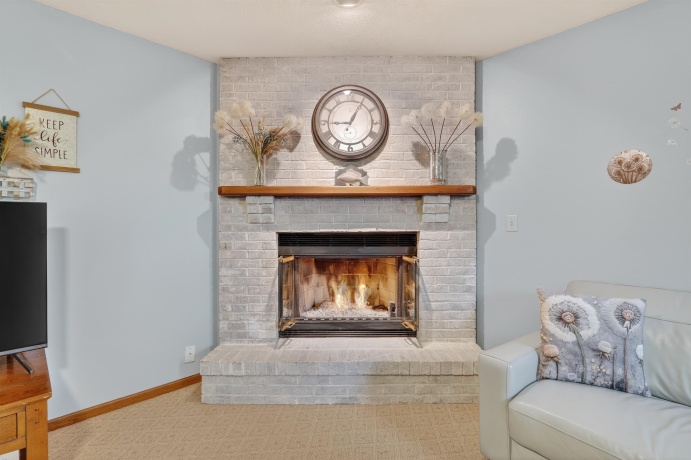 4015 Kindlewood, CHERRY VALLEY, Illinois 61016, 4 Bedrooms Bedrooms, ,2 BathroomsBathrooms,House,For Sale,Kindlewood,202601449