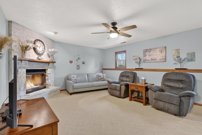 4015 Kindlewood, CHERRY VALLEY, Illinois 61016, 4 Bedrooms Bedrooms, ,2 BathroomsBathrooms,House,For Sale,Kindlewood,202601449