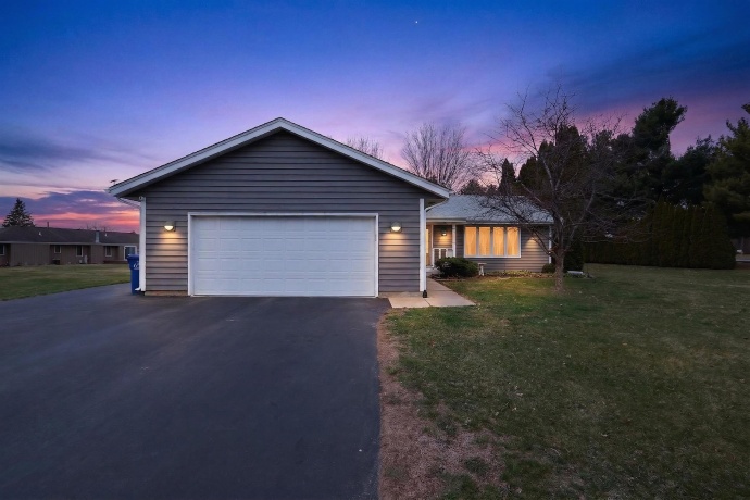 4015 Kindlewood, CHERRY VALLEY, Illinois 61016, 4 Bedrooms Bedrooms, ,2 BathroomsBathrooms,House,For Sale,Kindlewood,202601449