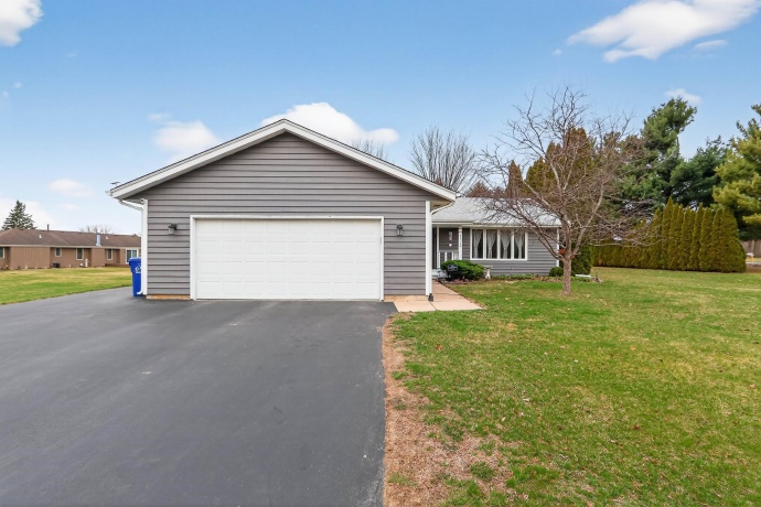 4015 Kindlewood, CHERRY VALLEY, Illinois 61016, 4 Bedrooms Bedrooms, ,2 BathroomsBathrooms,House,For Sale,Kindlewood,202601449