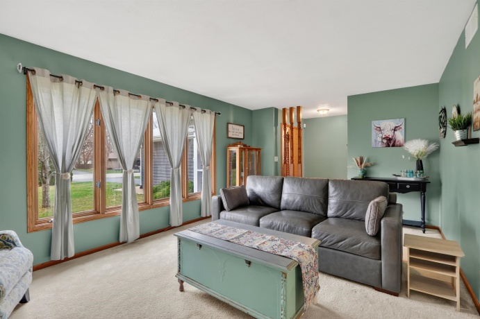 4015 Kindlewood, CHERRY VALLEY, Illinois 61016, 4 Bedrooms Bedrooms, ,2 BathroomsBathrooms,House,For Sale,Kindlewood,202601449