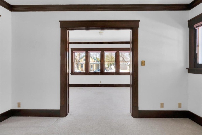 306 Madison, BELVIDERE, Illinois 61008, 3 Bedrooms Bedrooms, ,2 BathroomsBathrooms,House,For Sale,Madison,202601636