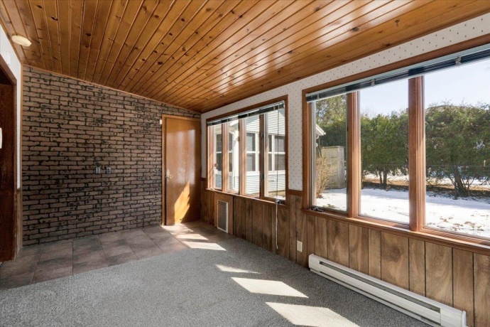 306 Madison, BELVIDERE, Illinois 61008, 3 Bedrooms Bedrooms, ,2 BathroomsBathrooms,House,For Sale,Madison,202601636