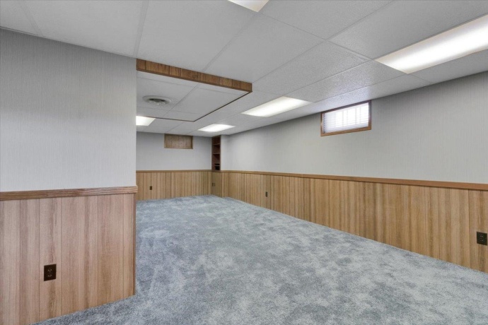 306 Madison, BELVIDERE, Illinois 61008, 3 Bedrooms Bedrooms, ,2 BathroomsBathrooms,House,For Sale,Madison,202601636