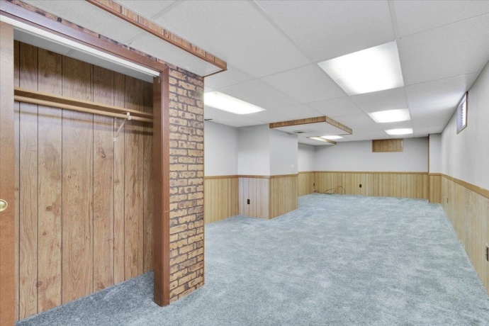 306 Madison, BELVIDERE, Illinois 61008, 3 Bedrooms Bedrooms, ,2 BathroomsBathrooms,House,For Sale,Madison,202601636