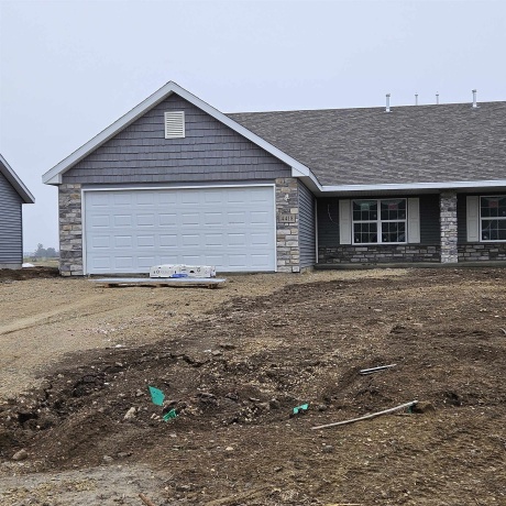 4418 SQUAW VALLEY, LOVES PARK, Illinois 61111, 2 Bedrooms Bedrooms, ,2 BathroomsBathrooms,Condominium,For Sale,SQUAW VALLEY,202601635