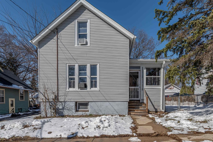 1328 Revell, ROCKFORD, Illinois 61107, 2 Bedrooms Bedrooms, ,1 BathroomBathrooms,House,For Sale,Revell,202601639