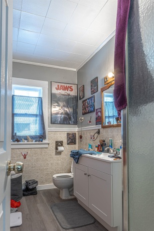 1328 Revell, ROCKFORD, Illinois 61107, 2 Bedrooms Bedrooms, ,1 BathroomBathrooms,House,For Sale,Revell,202601639