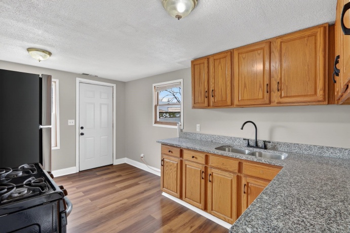 2120 Belden, ROCKFORD, Illinois 61101, 3 Bedrooms Bedrooms, ,1 BathroomBathrooms,House,For Sale,Belden,202601640