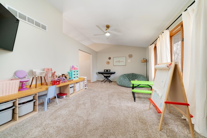 5115 Hamlet, BYRON, Illinois 61010, 4 Bedrooms Bedrooms, ,3 BathroomsBathrooms,House,For Sale,Hamlet,202601641