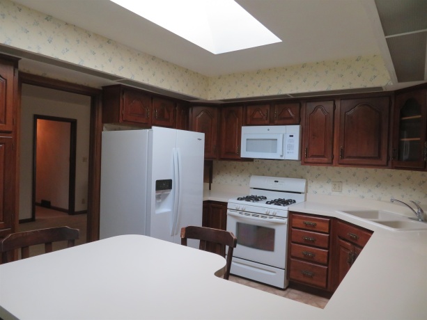 1541 LA CRESTA, FREEPORT, Illinois 61032, 3 Bedrooms Bedrooms, ,1 BathroomBathrooms,House,For Sale,LA CRESTA,202601642