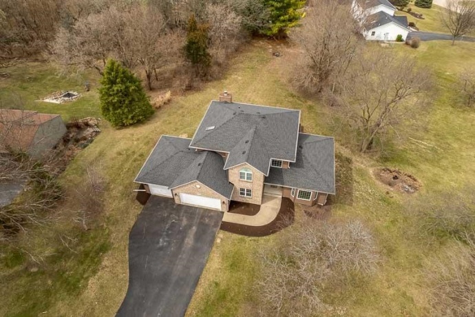 12192 Carberry, ROSCOE, Illinois 61073, 4 Bedrooms Bedrooms, ,4 BathroomsBathrooms,House,For Sale,Carberry,202601645