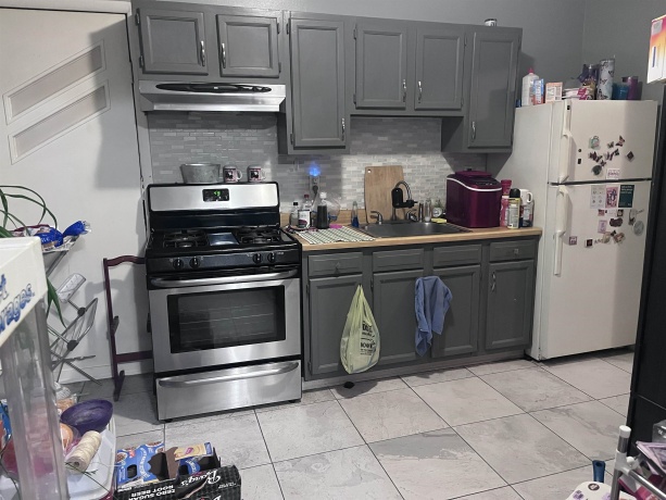 417 9th, ROCKFORD, Illinois 61104, ,2 Units,For Sale,9th,202507115