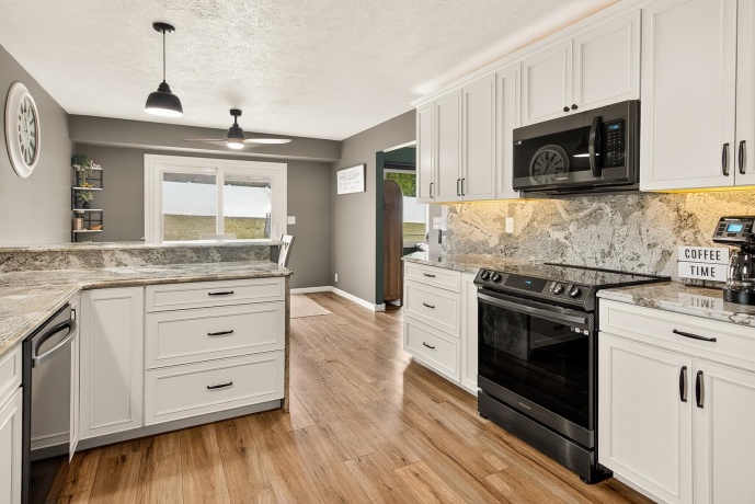 6302 Winchester, ROCKFORD, Illinois 61109, 4 Bedrooms Bedrooms, ,3 BathroomsBathrooms,House,For Sale,Winchester,202601649