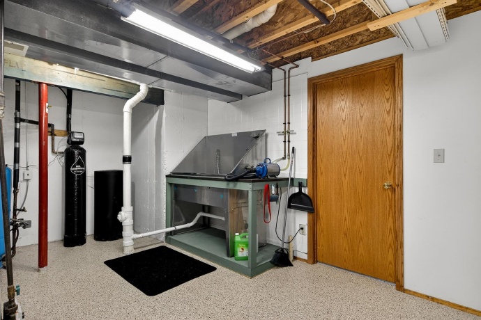 6302 Winchester, ROCKFORD, Illinois 61109, 4 Bedrooms Bedrooms, ,3 BathroomsBathrooms,House,For Sale,Winchester,202601649